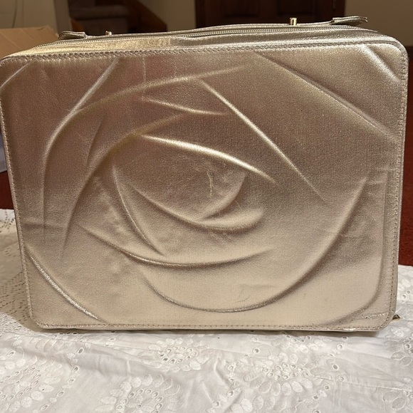 2/$30 Lancôme 2023 Gold Makeup Cosmetic Travel Case Storage Travel Luggage - Picture 1 of 4